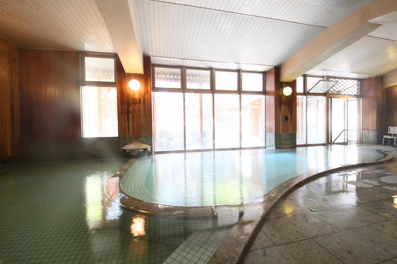Yorozuya Annex Yurakuan Hotel Яманучи Екстериор снимка